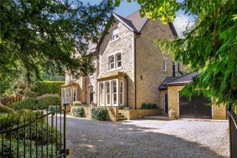 The Oval, Harrogate, North Yorkshire... 5 bed detached house for sale