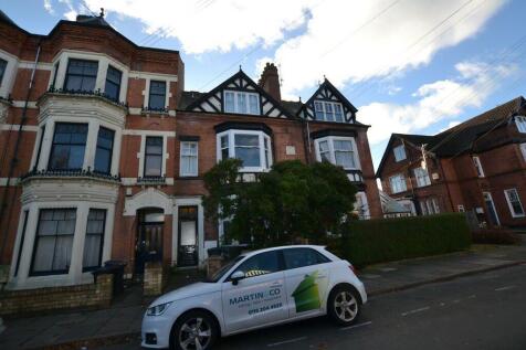 House of multiple occupation for sale