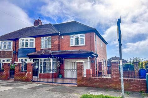 5 bedroom semi-detached house for sale