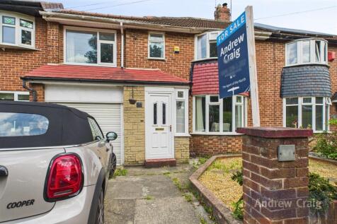 4 bedroom semi-detached house for sale