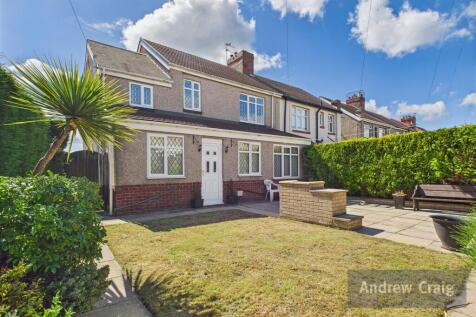 3 bedroom semi-detached house for sale