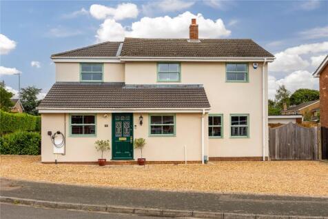 Byfield Close, Toddington... 5 bed detached house for sale
