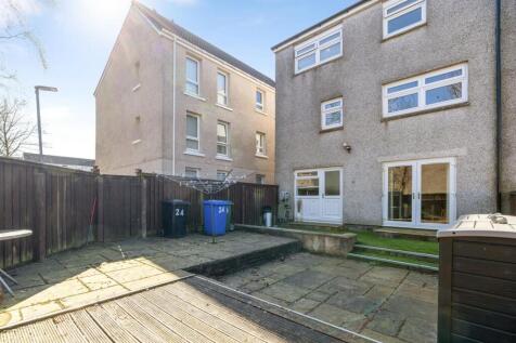 4 bedroom town house for sale