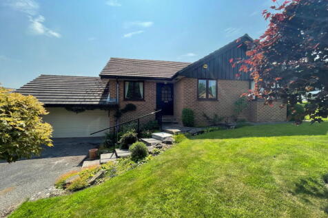 Gledhill Avenue, Cubley, Penistone 3 bed detached bungalow for sale