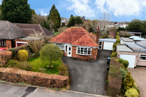2 bedroom detached bungalow for sale