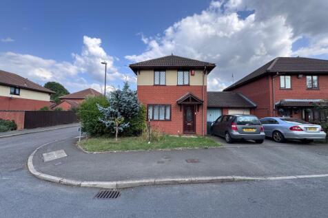 Knightlow Avenue, Coventry, CV3 3 bed link detached house for sale