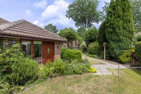 4 bedroom bungalow for sale