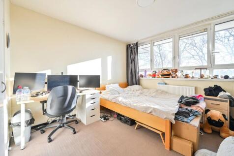 Kennington Lane, Kennington, London... 2 bed flat for sale