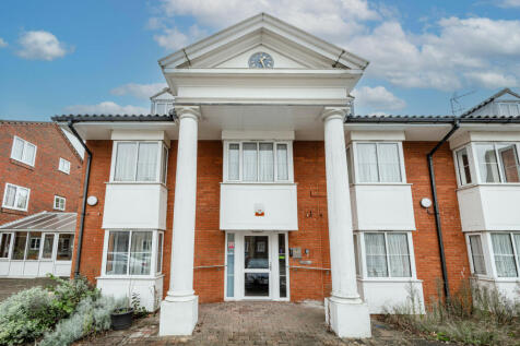 Silent Street, Ipswich, Suffolk, IP1 11 bed sheltered housing for sale