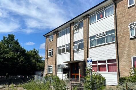 Greville Court, Sudbury Hill 2 bed flat for sale