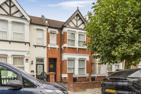 Vaughan Road, West Harrow Village 3 bed terraced house for sale