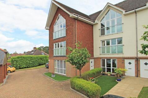 The Old Orchard, Burwash, TN19 4 bed end of terrace house for sale