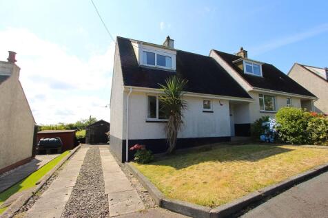 2 bedroom semi-detached house for sale