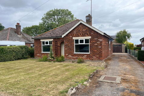 Vicarage Lane, Skegness PE24 3 bed detached bungalow for sale