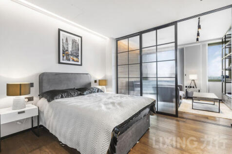 Studio flat for sale
