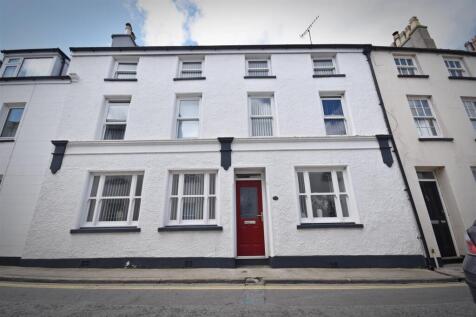 5 bedroom terraced house for sale