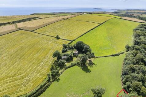 Detached house for sale