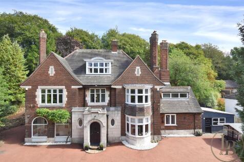 Mansfield NG19 7 bed detached house for sale
