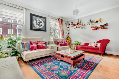 Lewiston Close, Worcester Park, KT4 4 bed terraced house for sale