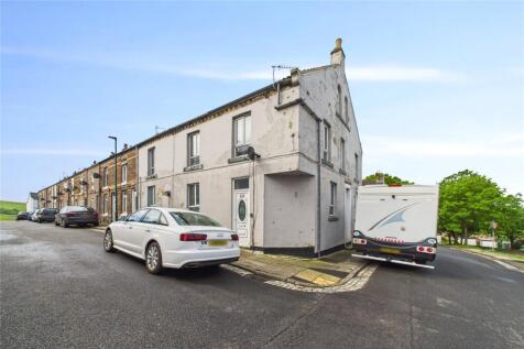 Errington Street, Brotton 6 bed end of terrace house for sale