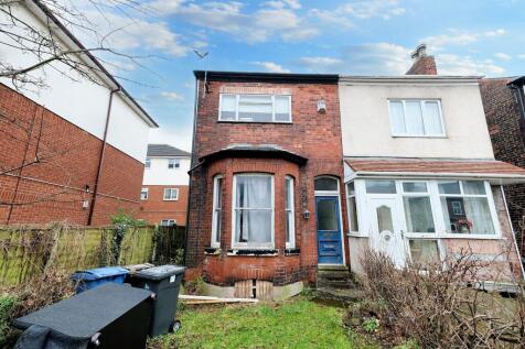 2 bedroom semi-detached house for sale