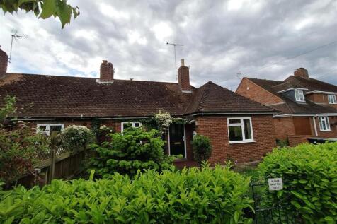 2 bedroom semi-detached bungalow for sale