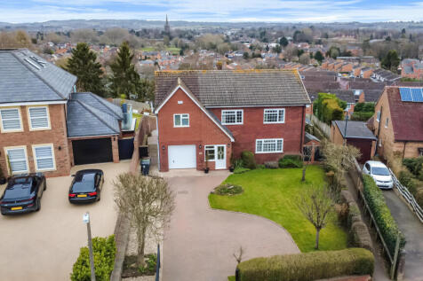 Fox Lane, Bromsgrove, B61 7NL 4 bed detached house for sale