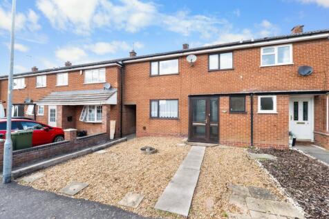 Vicarage Close, Bromsgrove... 3 bed terraced house for sale
