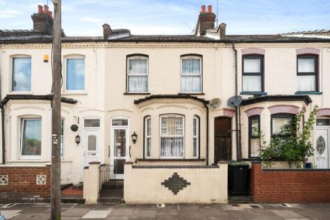 Malvern Road, Luton LU1 3 bed terraced house for sale