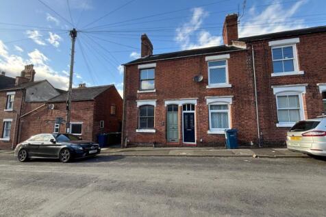 Berkeley Street, Stone ST15 2 bed end of terrace house for sale