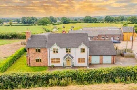 Bromley Wood, Rugeley WS15 5 bed detached house for sale