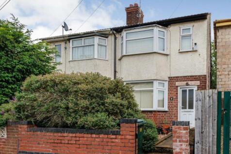 2 bedroom semi-detached house for sale