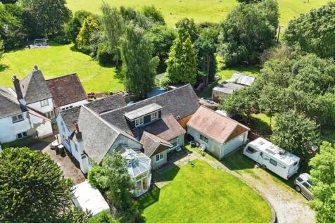 Tamworth Road, Fillongley, Coventry CV7 3 bed link detached house for sale