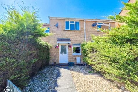 2 bedroom town house for sale