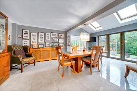Farrers Place, Shirley Hills 6 bed detached house for sale