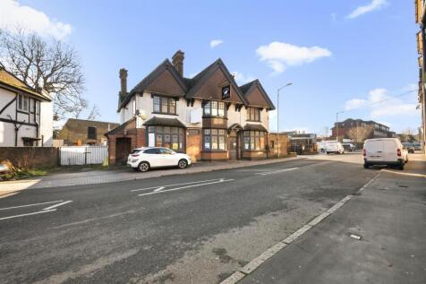 High Street, Iver SL0 Plot for sale