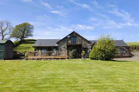 Trefechan, Llanuwchllyn 3 bed detached house for sale