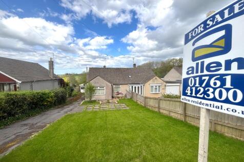 2 bedroom semi-detached bungalow for sale