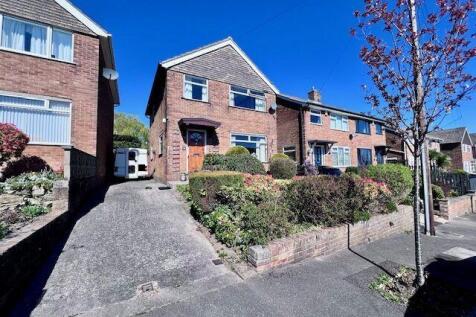 16 Studfield Drive Wisewood Sheffield... 3 bed detached house for sale