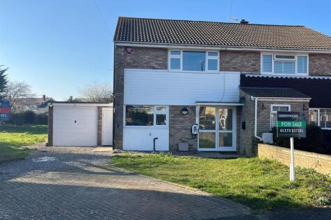 Pynne Close, Stockwood, Bristol 3 bed semi