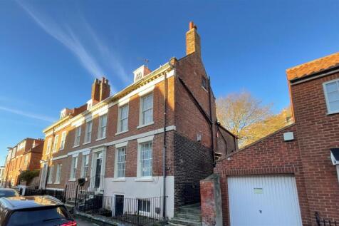 Longwestgate Old Town 3 bed end of terrace house for sale