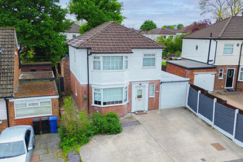 3 bedroom detached house for sale