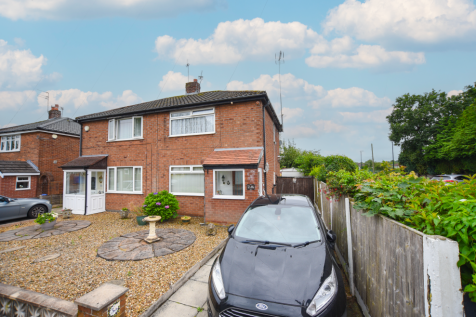 2 bedroom semi-detached house for sale