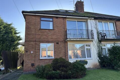 2 bedroom maisonette for sale