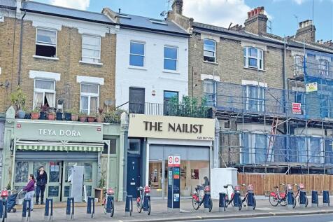 1 bedroom ground floor flat for sale