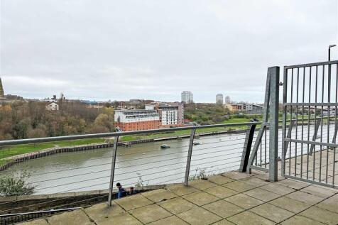 2 bedroom penthouse for sale
