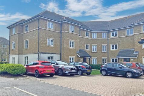 2 bedroom ground floor flat for sale