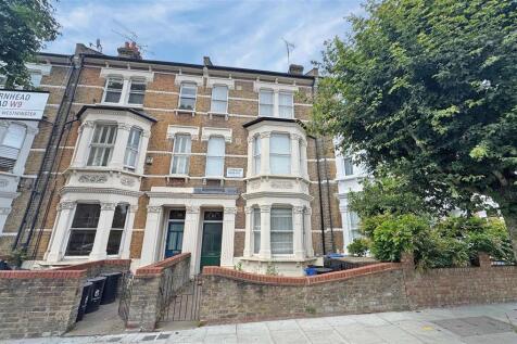1 bedroom ground floor flat for sale
