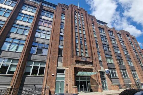 3 bedroom flat for sale