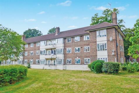 1 bedroom ground floor flat for sale